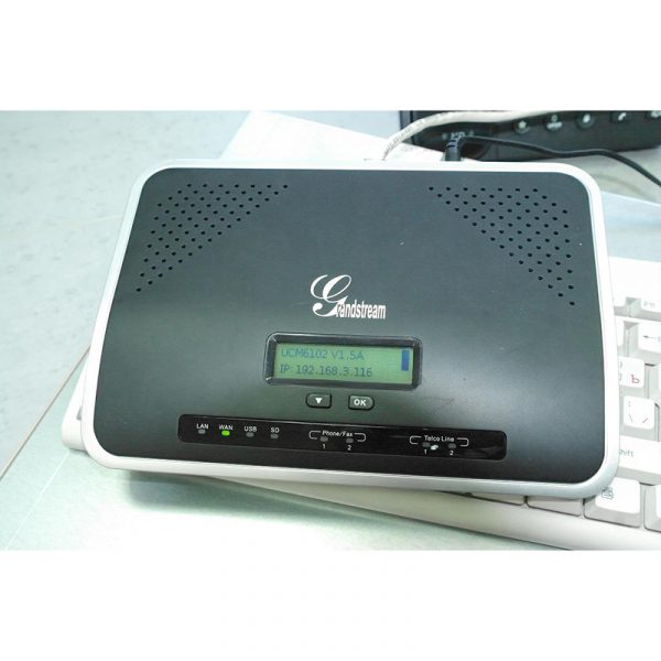Grandstream UCM6102 / IP PBX appliance, 2 FXO ports, 2 FXS ports